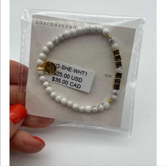 Little Words Project Bracelet Pronouns She Her She/her Beaded Stretch NWT Gender - Picture 4 of 8